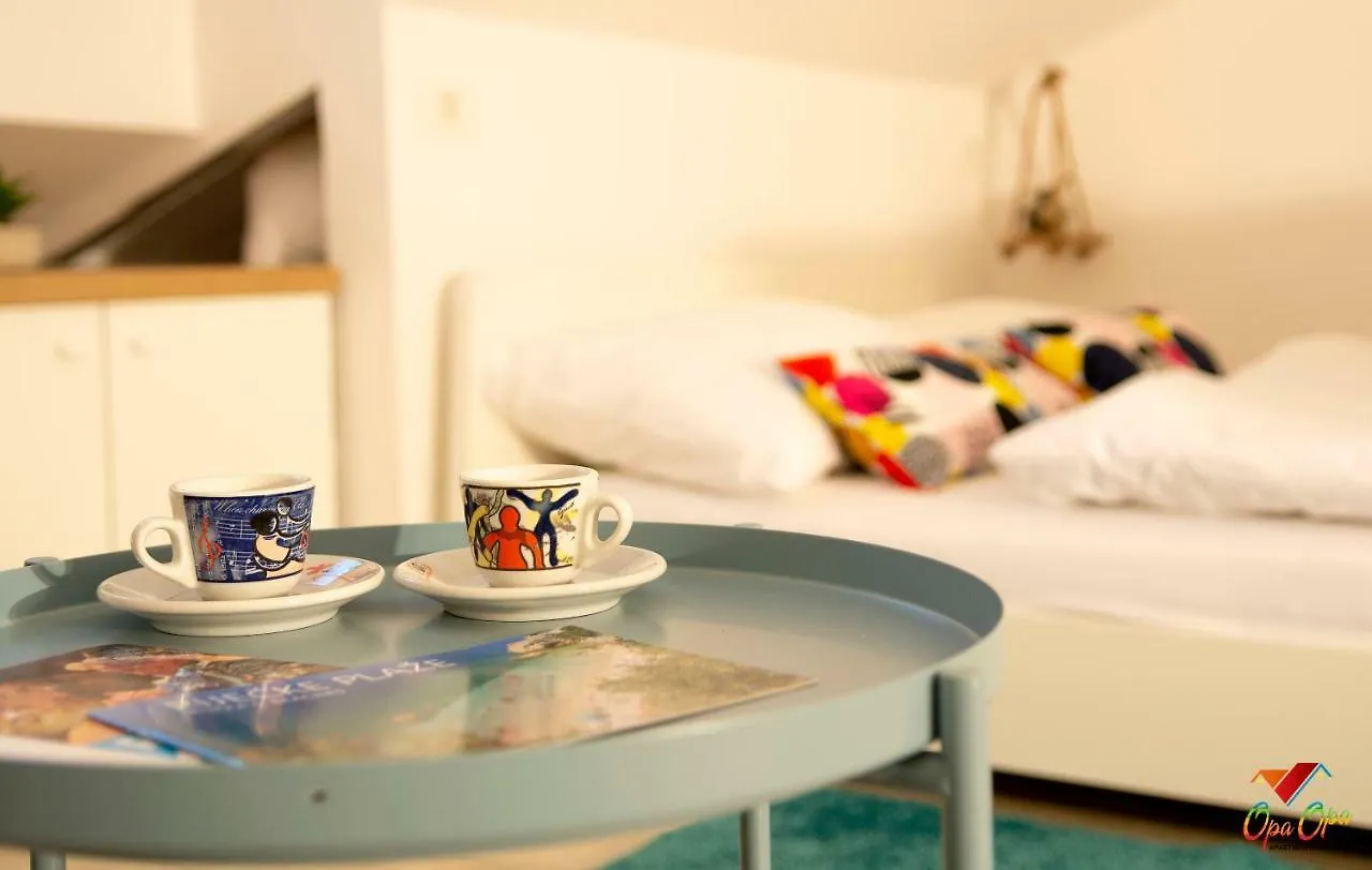 Apartments Opa Opa 里耶卡